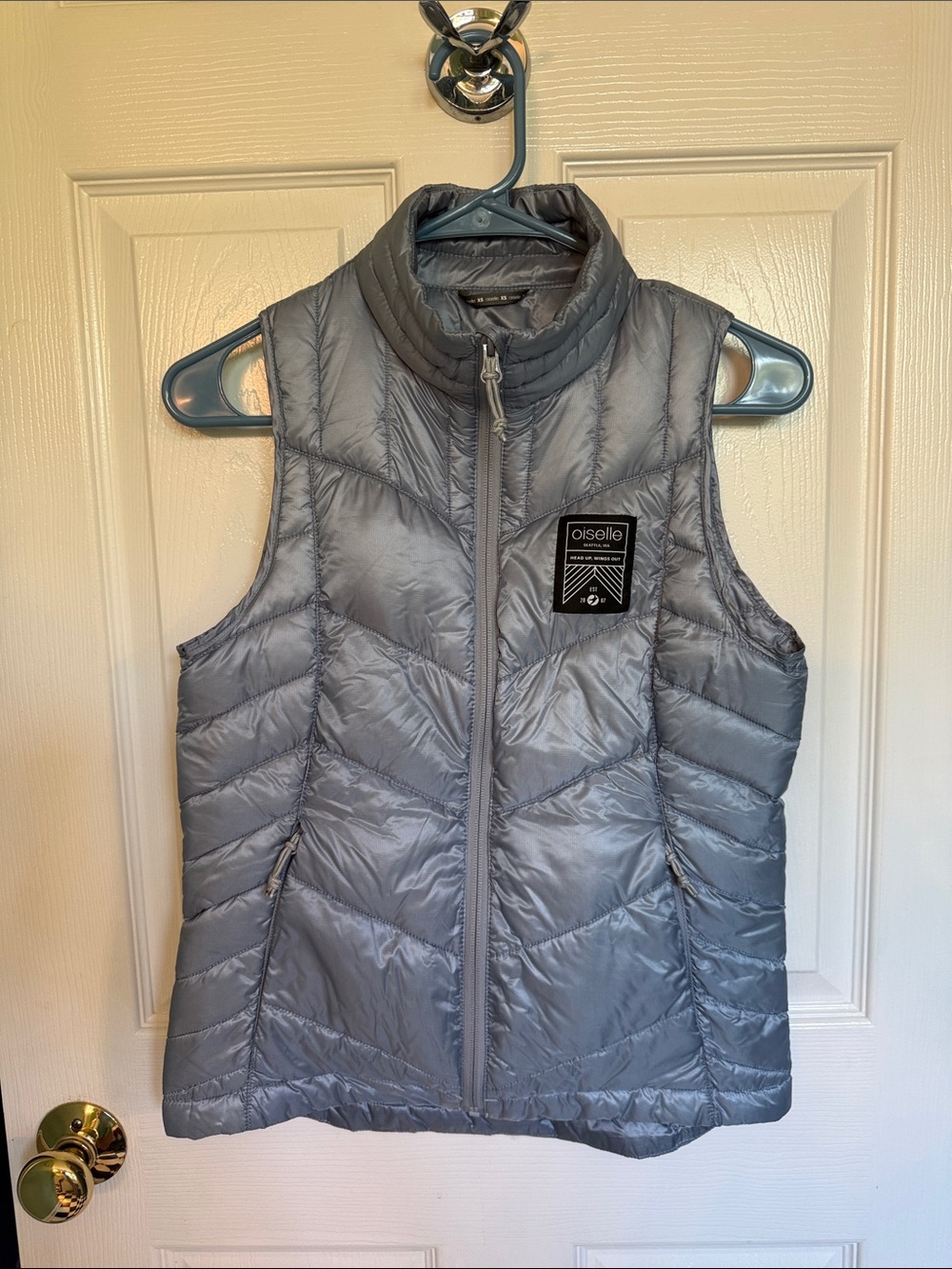 Oiselle Puffer Vest — Ice Blue